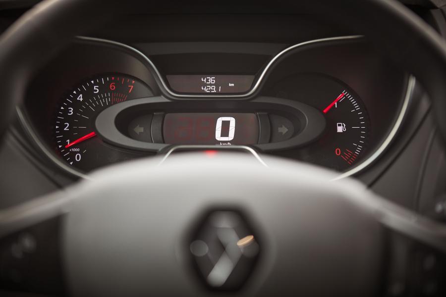 Панель приборов Renault Captur 2017 года  (WW) (фото 143 из 149)